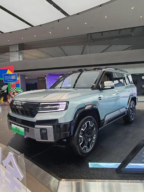 惠州188比亚迪方程豹硬派越野的爆款，英菲尼迪35周年与你共成长